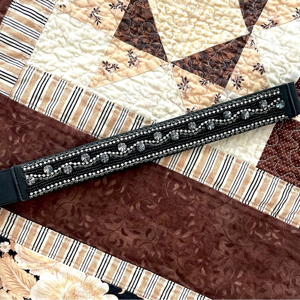 Express Jeweled Belt Snap Enclosure Black size xs/s